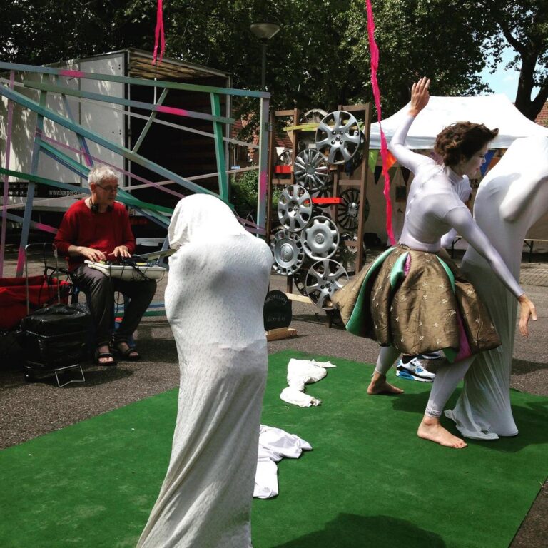 10924660_786530568112974_3113352705428993476_o