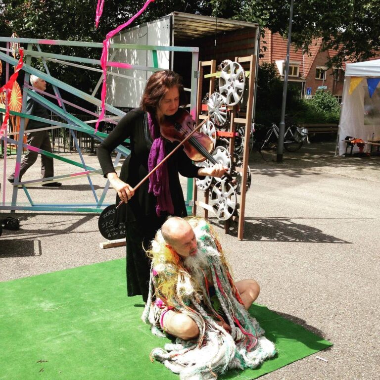 11012113_786532108112820_408432639797966614_o