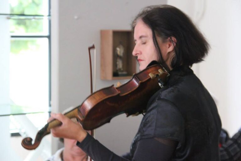 1376320_468159353283432_980802296_n